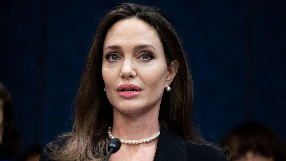 Na Ukrajinu dorazila Angelina Jolie